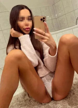 проститутка Николь, 22, Омск